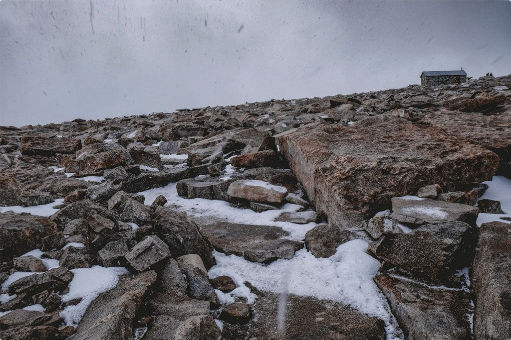 Mt Whitney Summit Shack