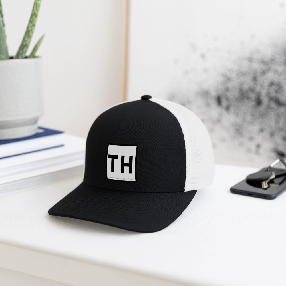 Flexfit Fitted Baseball Cap with TH Logo - black/white