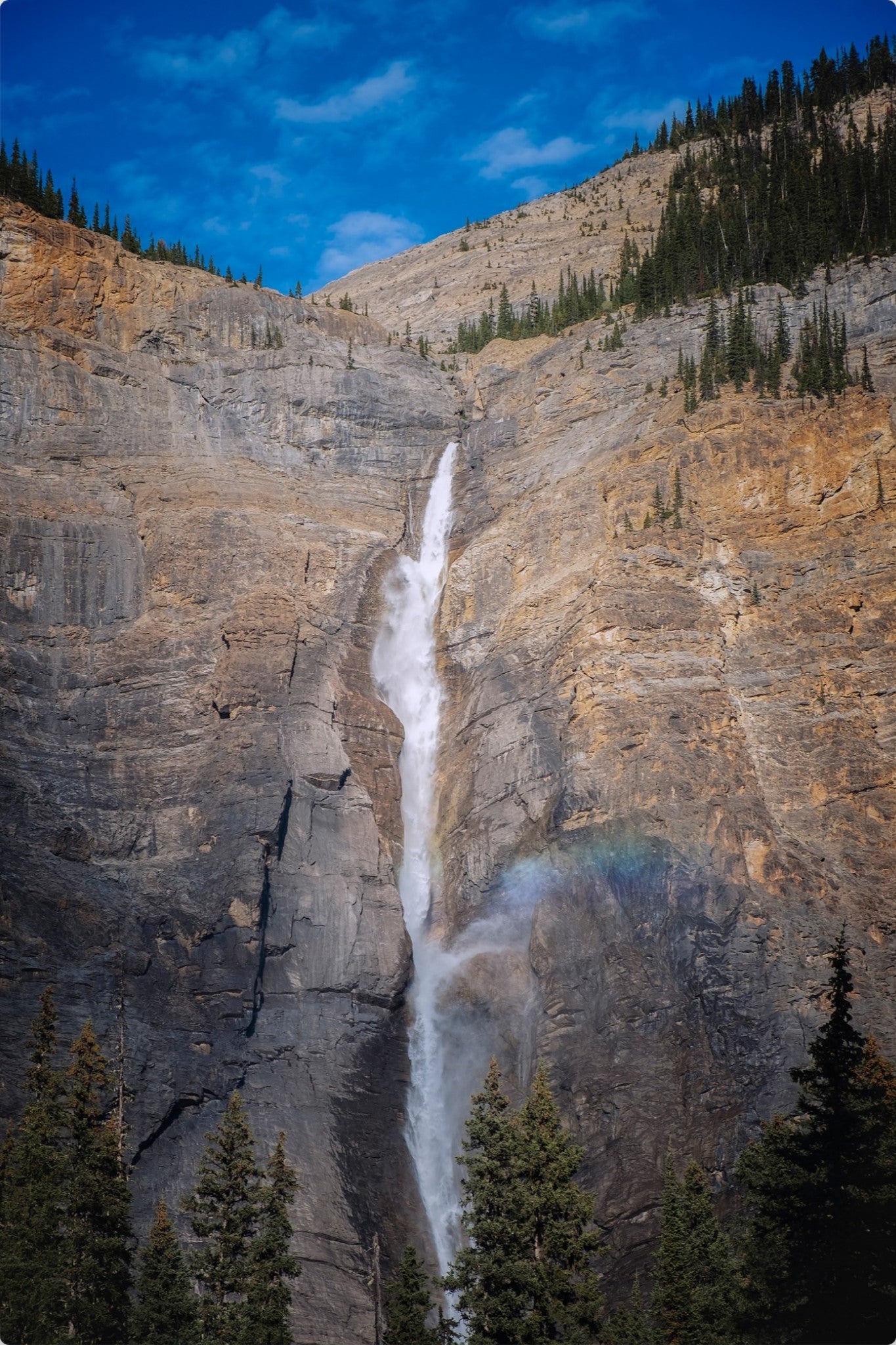 Takakkaw Falls